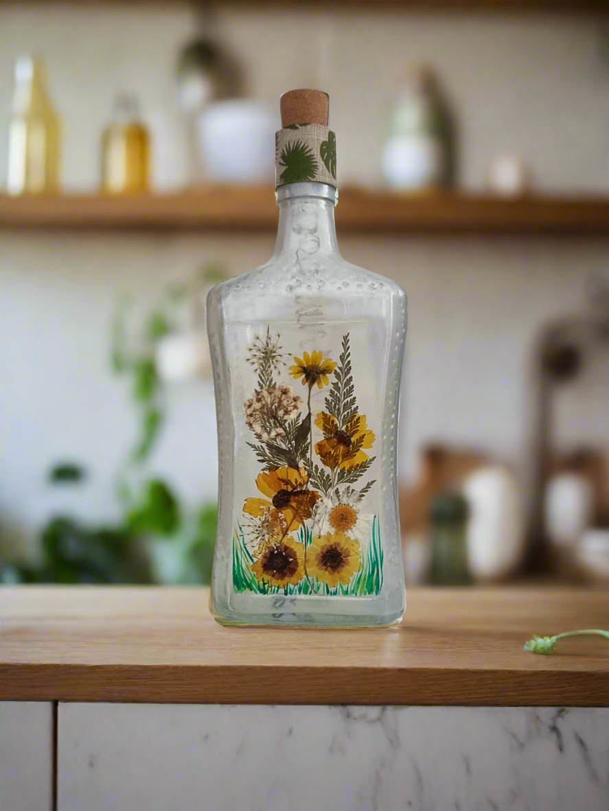 Sustainable Handmade in Cornwall, Dried Flower Rechargeable Bottle Light, Yellows and Greens, Real Flowers, Perfect OOAK Present