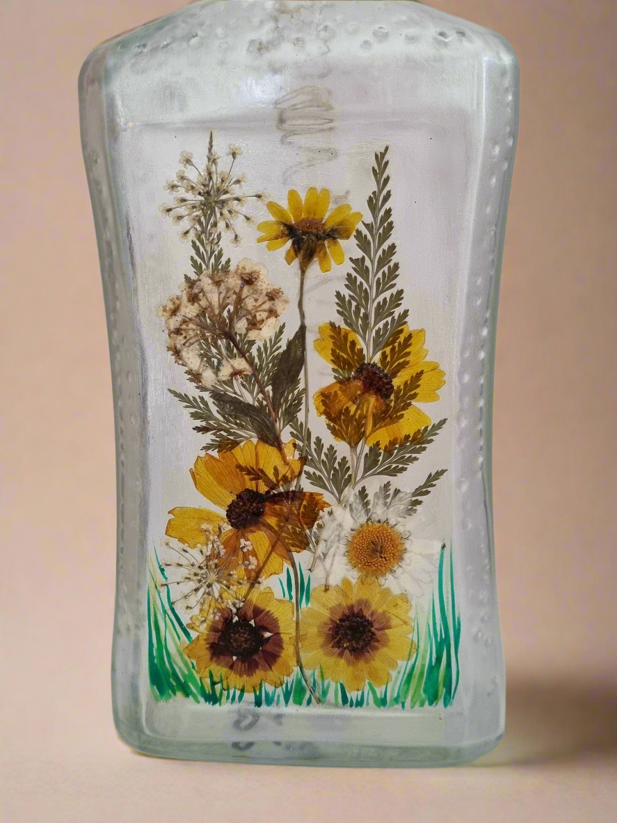 Sustainable Handmade in Cornwall, Dried Flower Rechargeable Bottle Light, Yellows and Greens, Real Flowers, Perfect OOAK Present